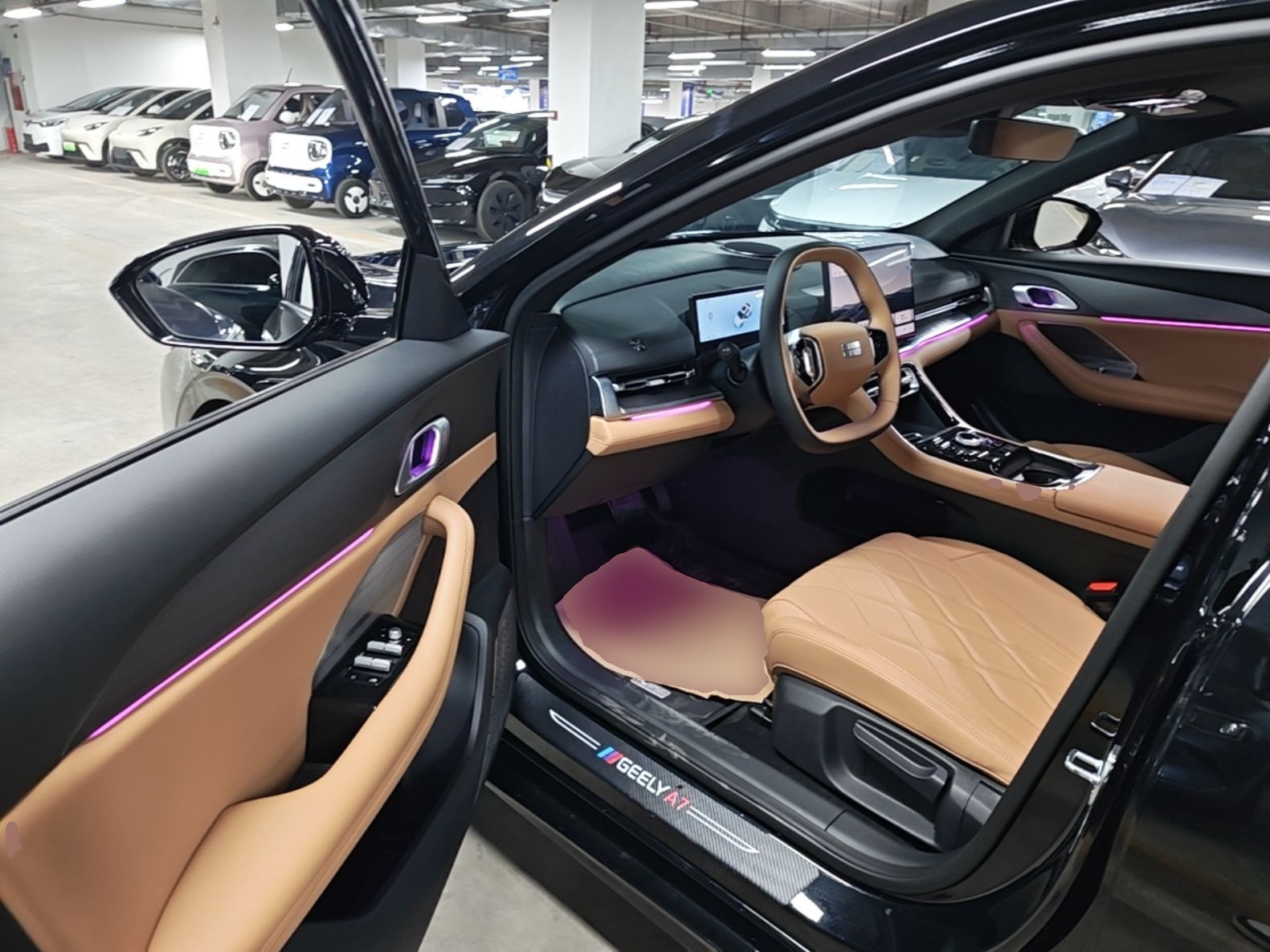 Geely Galaxy A7 2025 Model EM-i 150km Prestige Edition — снимка 20