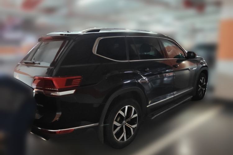 Used Volkswagen Teramont 2017 330TSI Two-Wheel-Drive Luxury Edition Rear Right 45 Deg