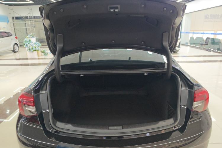 Used Buick Regal 2019 28T Luxury Edition China VI