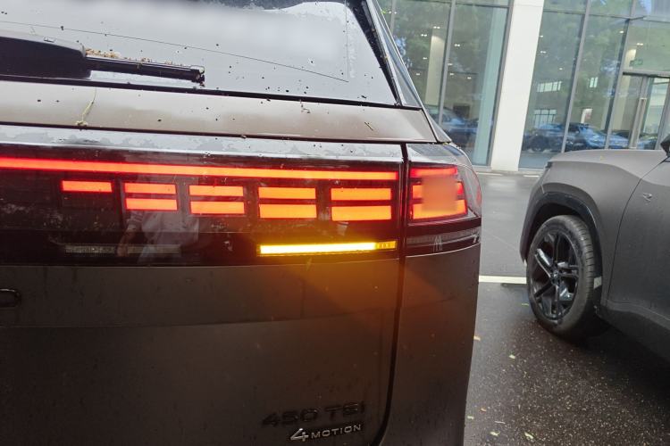 Used Volkswagen Teramont 2025 Tiguan Pro 450TSI Four-Wheel Drive Summit Edition
