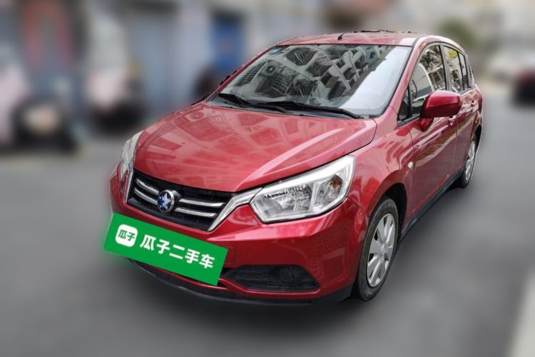 Used Venucia R50 2015 1.6L Automatic Fashion Edition