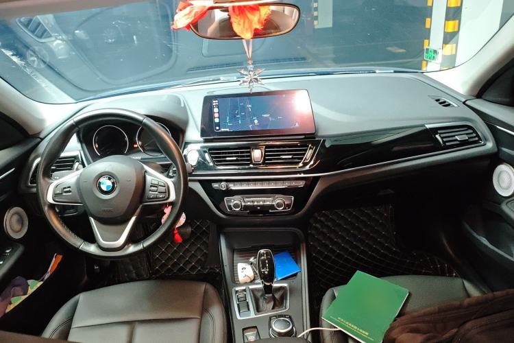 Used BMW 1 Series 2022 120i M Sport Edition Center Console