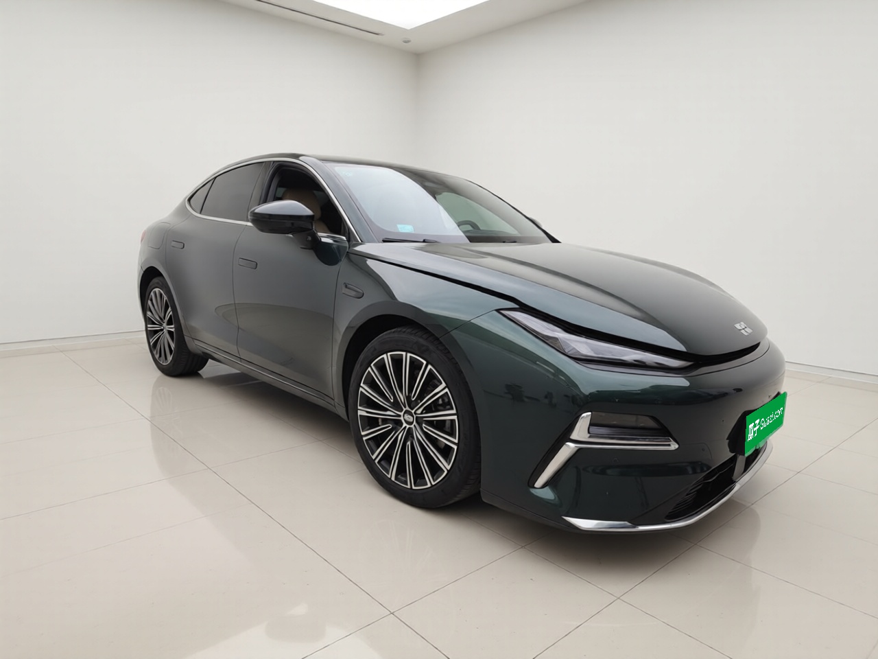 Geely Galaxy 8 2025 130km EM-P Starship Edition — снимка 3