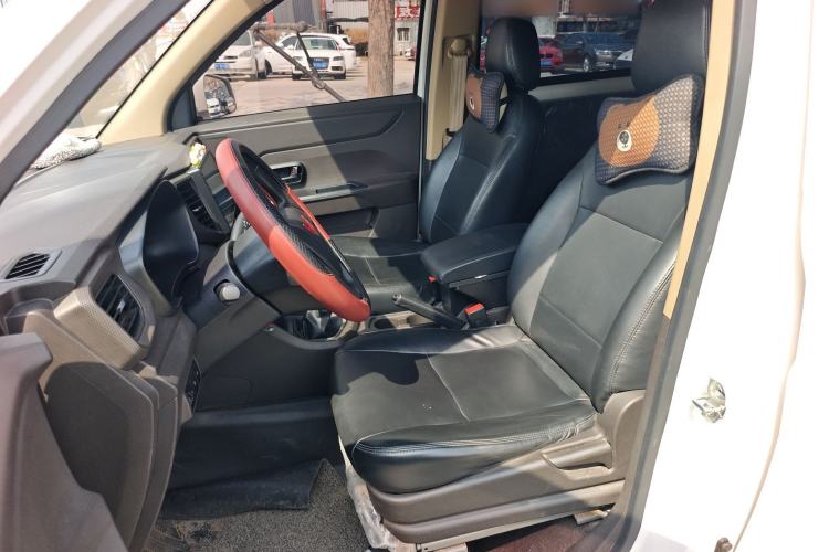 Used Wuling Hongguang V 2022 1.5L Enjoy Edition Hydraulic Power Steering LAR Left Front Seat