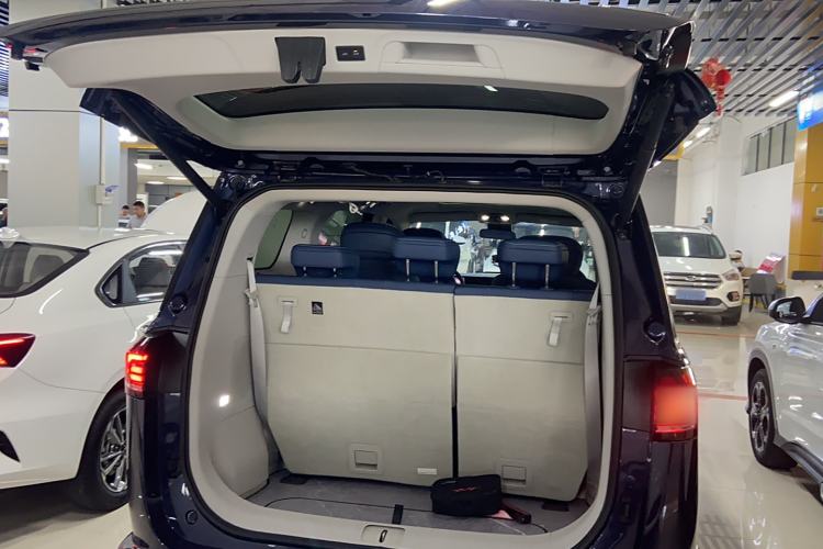 Used JAC Refine RF8 PHEV 2024 Zhiling Edition 1.5T 150KM Flagship Model – Lithium Iron Phosphate
