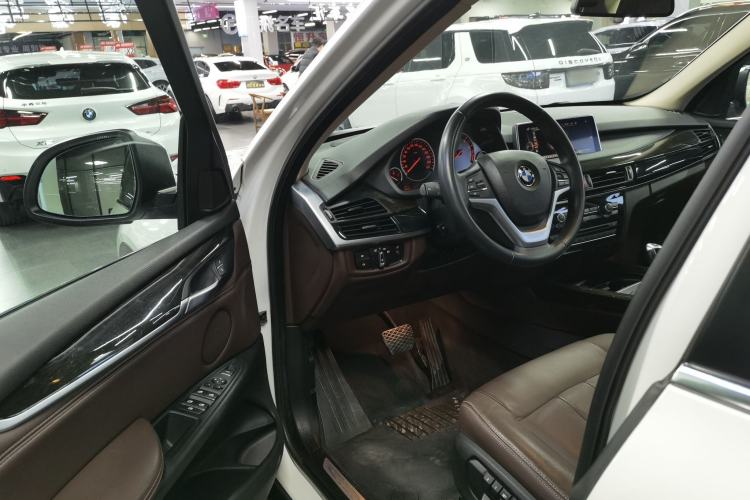 Used BMW X5 2014 xDrive35i Leading Model