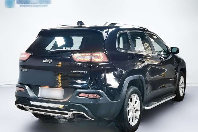 Used Jeep Cherokee 2016 2.4L Leading Edition