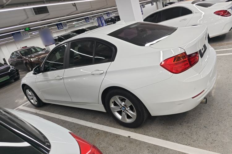 Used BMW 3 Series 2015 320i Luxury Line Stylish Edition
