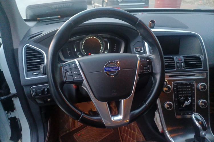 Used Volvo XC60 2015 T5 AWD Zhiyuan Edition Steering Wheel