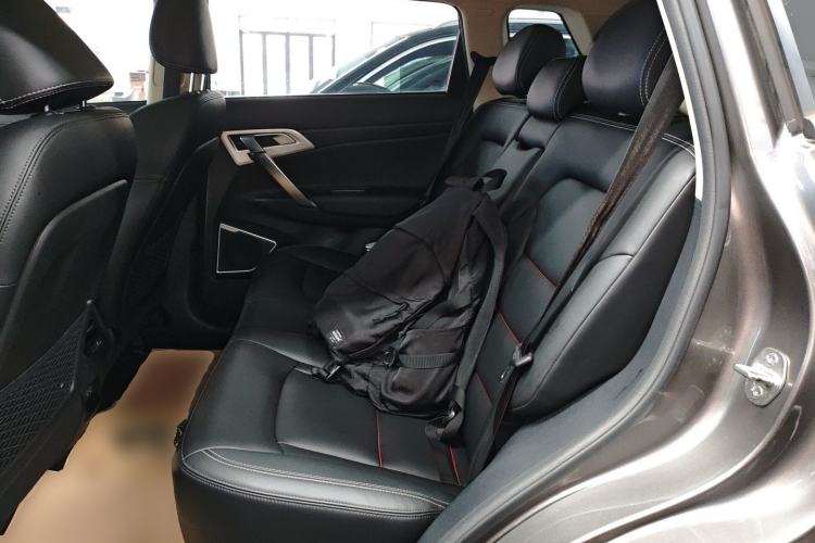 Used Geely Auto Emgrand X7 Sport 2018 1.8TD Automatic Two-Wheel Drive Smart Connect 4G Internet Edition