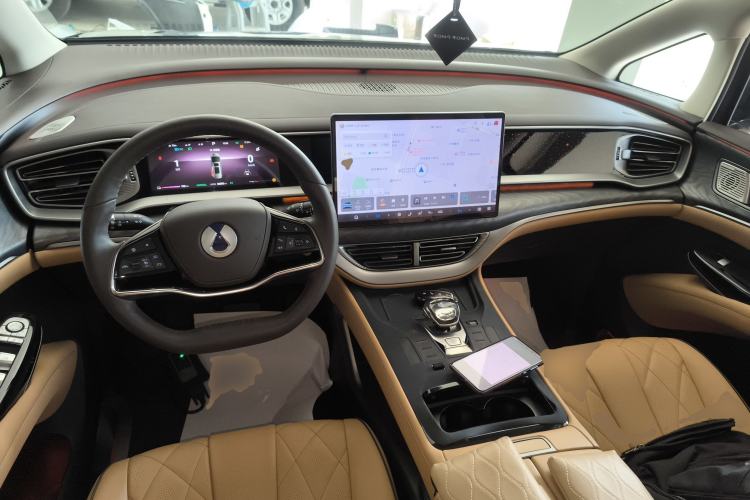 Used Denza D9 2024 DM-i 1050 Luxury Model