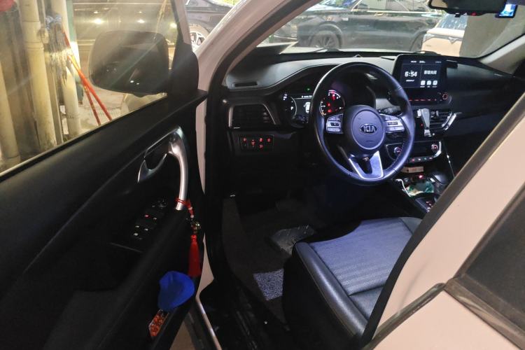 Used Kia Sportage R 2018 2.0L Automatic Smart Luxury Version China V Standard
