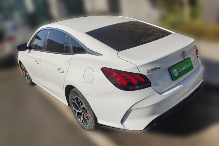 Used MG 5 2023 180 DVVT Manual Fashion Edition
