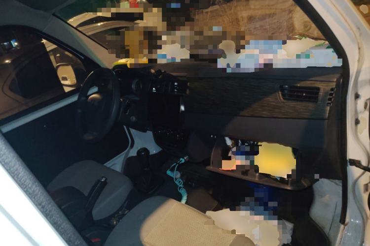 Used Jinbei Hiace X30  Center Console