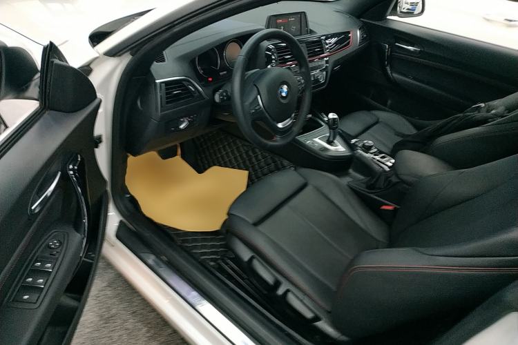 Used BMW 2 Series (Import) 2018 220i Convertible Coupe Sports Design Package
