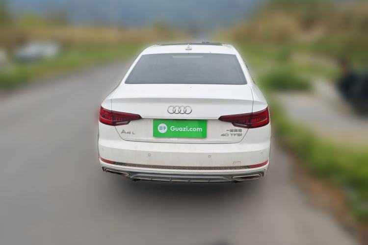 Used Audi A4L 2019 40 TFSI Fashion Edition China VI Emission Standard
