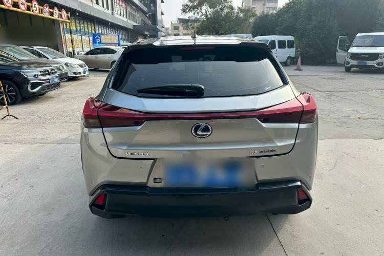 Used Lexus UX 2020 260h Explore-Cool Edition
