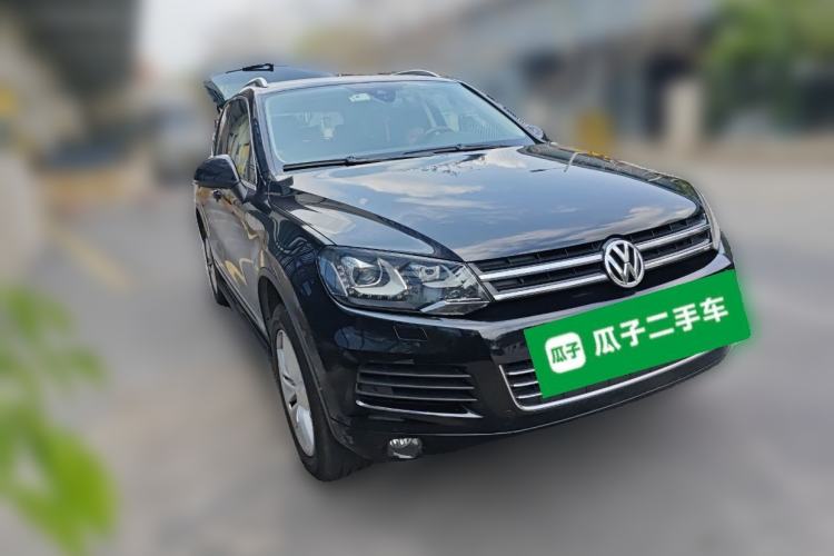 Used Volkswagen Touareg 2011 3.0 TSI Luxury Edition Exterior 2