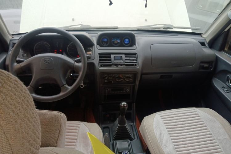 Used Leopaard Heijingang 2013 2.2L Manual Two-Wheel Drive Standard Version