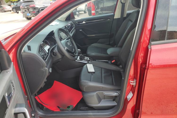 Used Volkswagen T-ROC 2018 280TSI DSG Two-Wheel-Drive Comfort Version China V Standard Left Front Seat