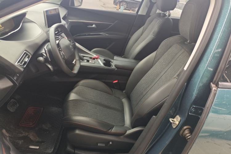 Used Peugeot 5008 2017 350THP 7-Seater Elite Edition Left Front Seat