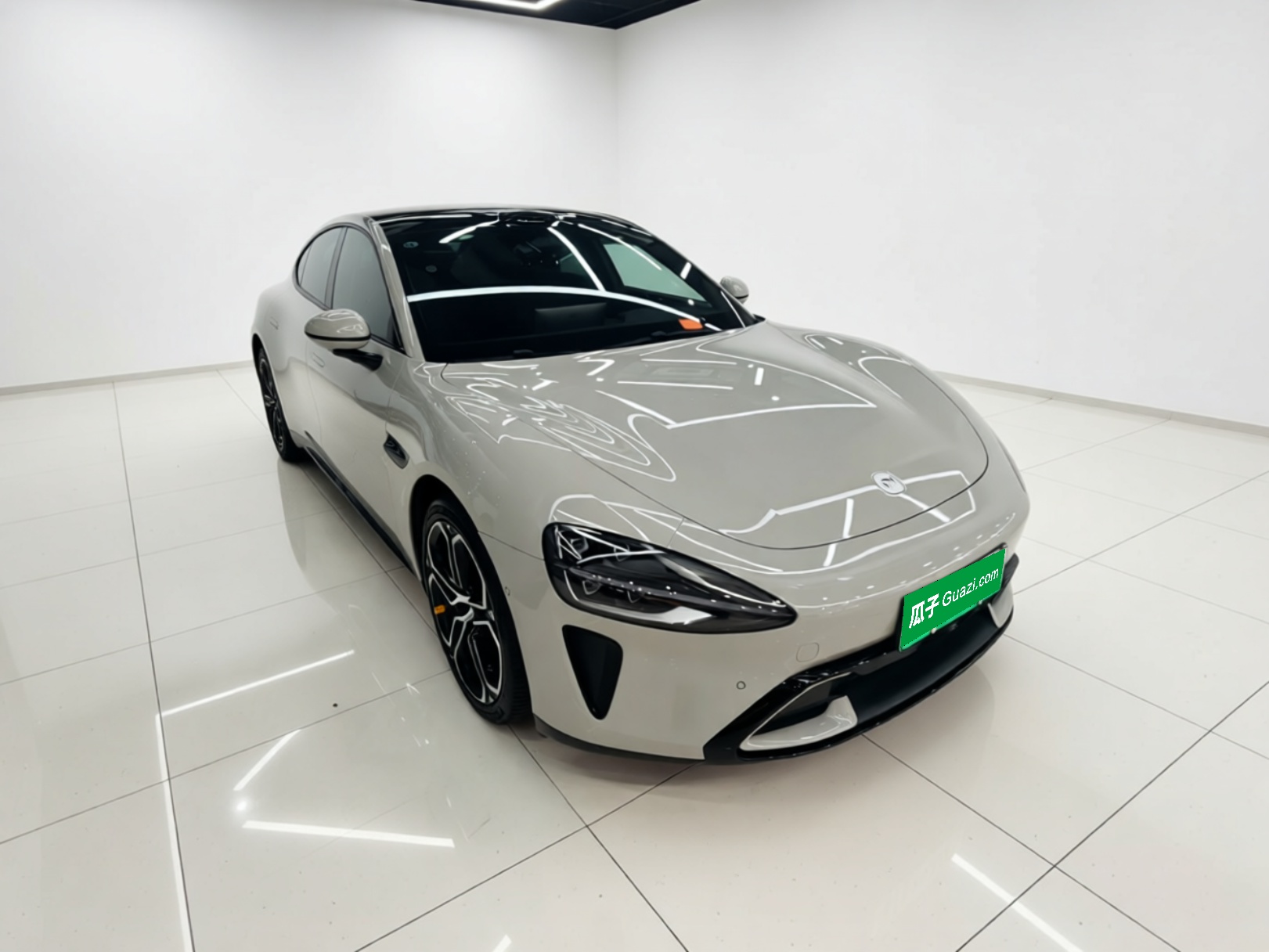 Xiaomi Auto SU7 2024 Rear-Drive Ultra-Long Range Advanced Pro-Level Intelligent Driving Version — снимка 3