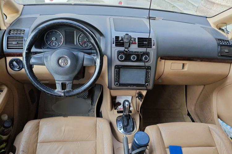 Used Volkswagen Touran 2013 1.4T DSG Comfort Edition 5-Seater
