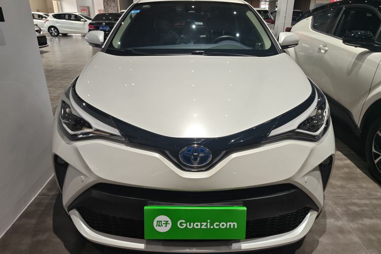 Used Toyota C-HR 2021 Dual-Motor 2.0L E-CVT Luxury Edition Front