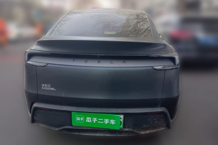 Used Tesla Model Y 2025 Rear-Wheel-Drive Version
