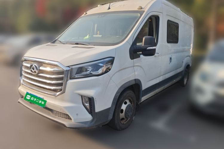 Used SAIC MAXUS V90 RV 2021 2.0T Travel Master V90 Self-Propelled Class B RV Deluxe Edition with a Horizontal Bed