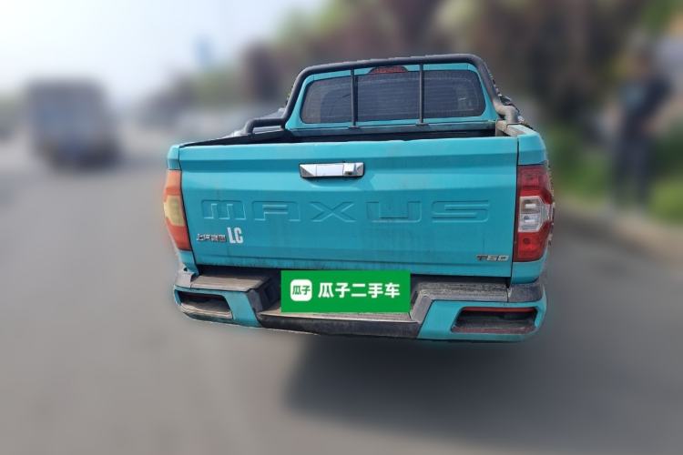 Used SAIC MAXUS T60 2017 2.0T Gasoline Automatic 4x4 High-Profile Luxury Standard Cab
