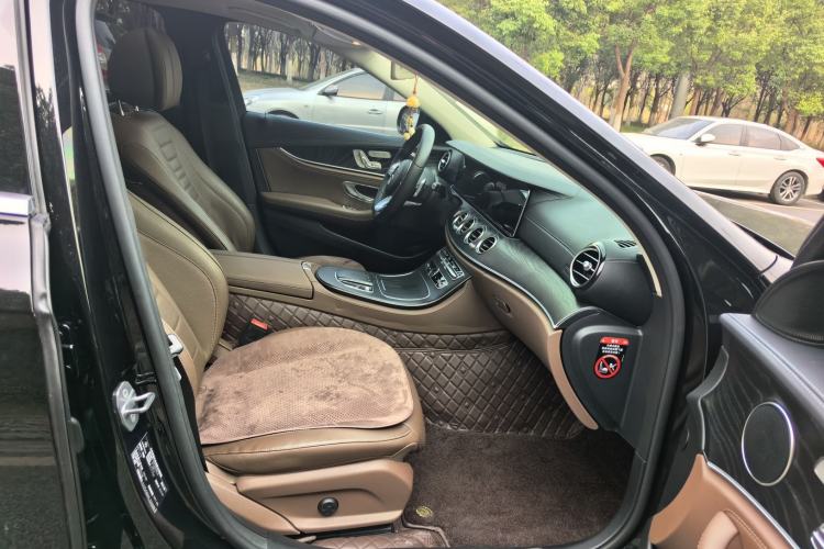 Used Mercedes-Benz E-Class 2019 E 300 L Sporty and Stylish Model