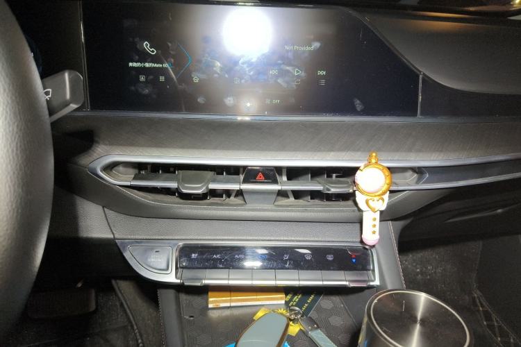 Used CHANGAN Eado 2022 PLUS Blue Whale NE 1.4T GDI DCT Prestige Edition
