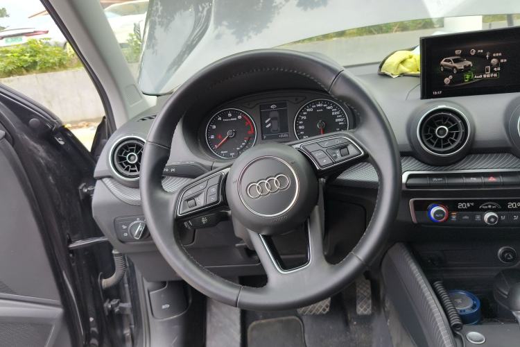 Used Audi Q2L 2020 35 TFSI Fashion Dynamic Model
