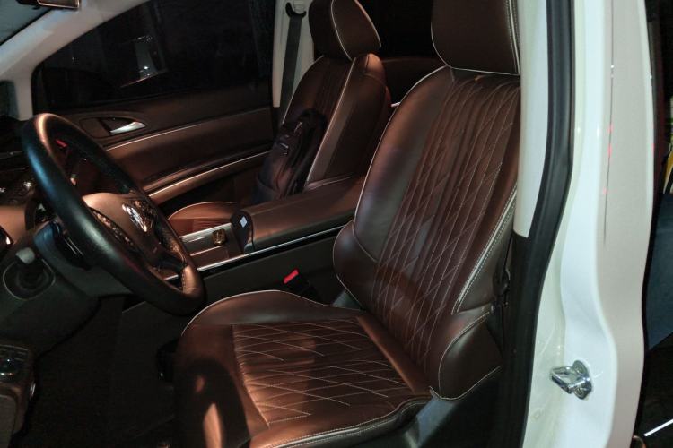 Used Buick GL8 2022 Land Executive Class 652T Prestige Model
