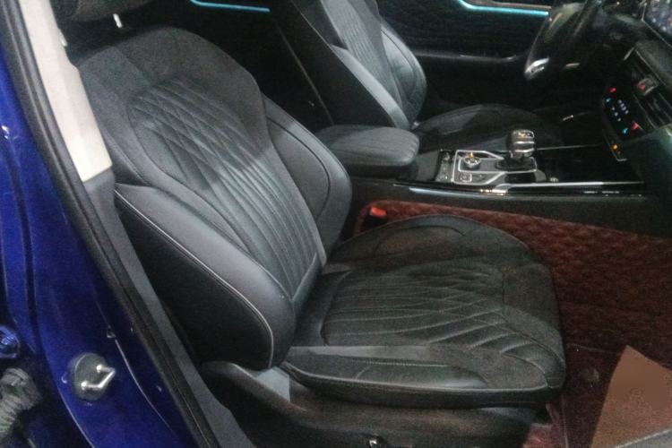 Used Hongqi HS5 2022 Facelifted Version 2.0T Smart Connect Flagship All-Wheel-Drive Edition