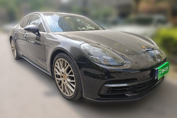 Used Porsche Panamera 2020 Panamera 10th Anniversary Edition 2.9T Front Right 45 Deg