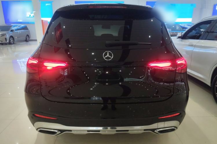 Used Mercedes-Benz GLC 2024 GLC 300 L 4MATIC Dynamic Edition 5-seater