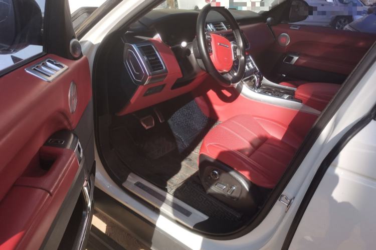 Used Land Rover Range Sport 
