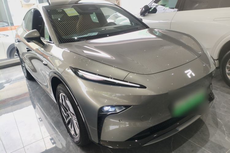 Used Rising R7 2025 Model Urban Edition Front Right 45 Deg