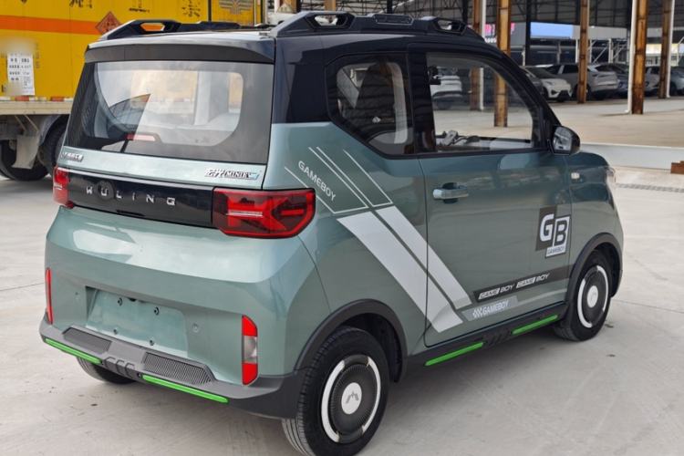 Used Wuling Hongguang MINIEV 2022 GAMEBOY 300km Enthusiast Model with Lithium Iron Phosphate
