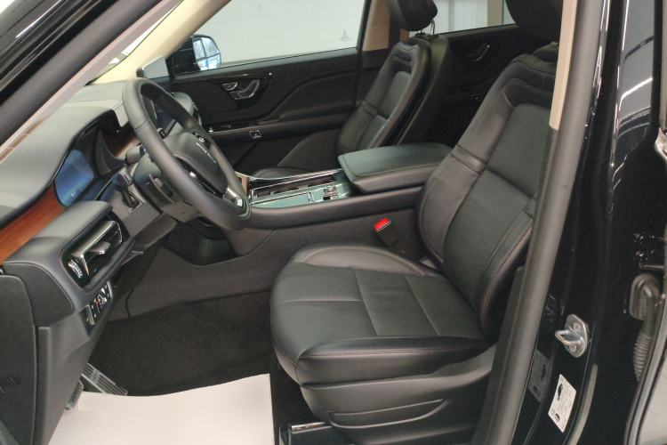 Used Lincoln Aviator 2023 3.0T V6 Four-Wheel Drive Luxury Cruise Version Six Seats
