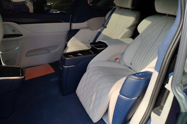 Used Buick GL8 2022 Avenir Avia Four-Seat Prestige Edition