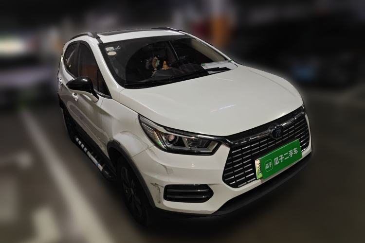 Used BYD Yuan New Energy 2018 EV360 Smart Connect Cool Edition Front Right 45 Deg