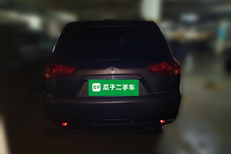 Used Mitsubishi Pajero Sport 2011 3.0L Luxury Navigation Edition