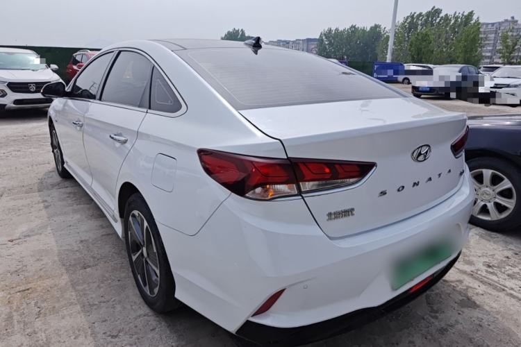 Used Hyundai Sonata Plug-in Hybrid 2018 2.0 PHS Smart Connect Version China VI Standard