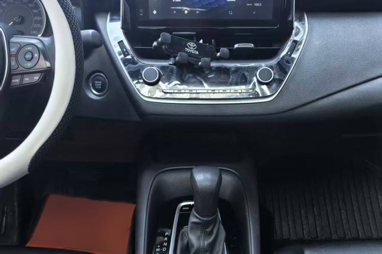 Used Toyota Levin 2022 185T CVT Luxury Edition Interior 1