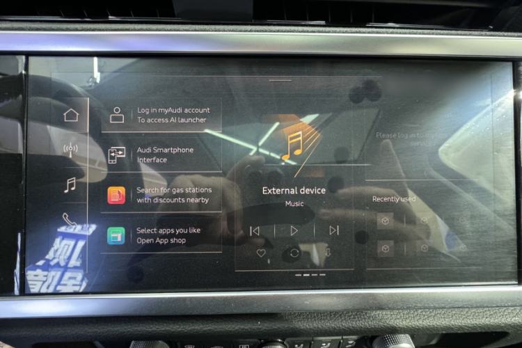 Used Audi Q3 2022 35 TFSI Progressive Dynamic Edition Audio And AC Panel