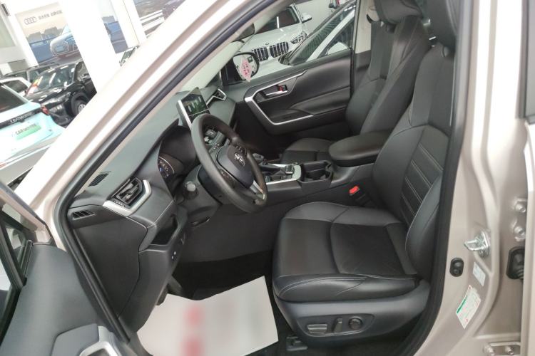 Used Toyota Wildlander 2021 Dual-Engine 2.5L E-CVT Two-Wheel Drive Luxury Edition
