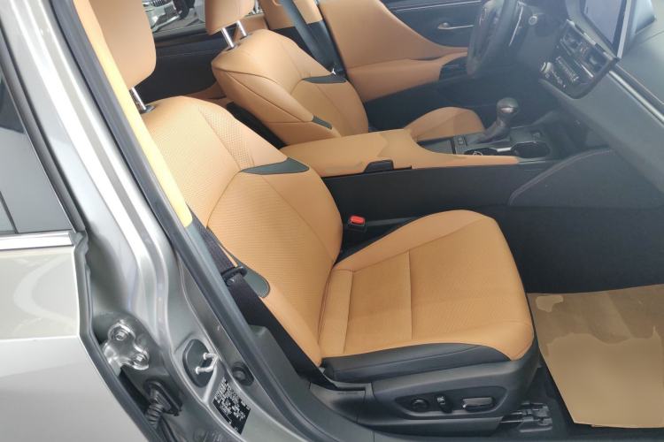 Used Lexus ES 2022 200 Excellence Edition